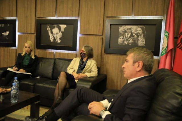 Secretary General of SP Gjiknuri met with French ambassador Barsacq, willing to discuss with the opposition about reforms