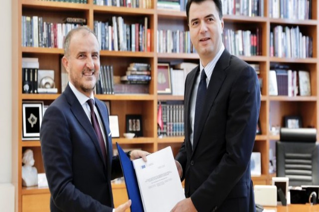 EU Ambassador submits progress report to Basha: Role of opposition in vital implementation of recommendations