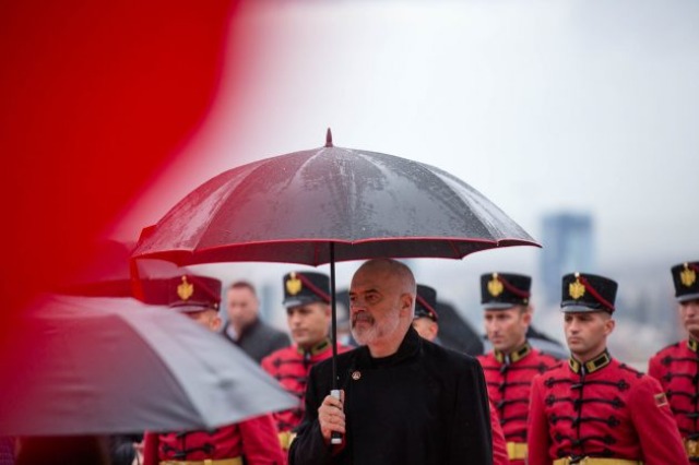Albania celebrates its 77th anniversary of liberation, important political figures expressed congratulatory messages